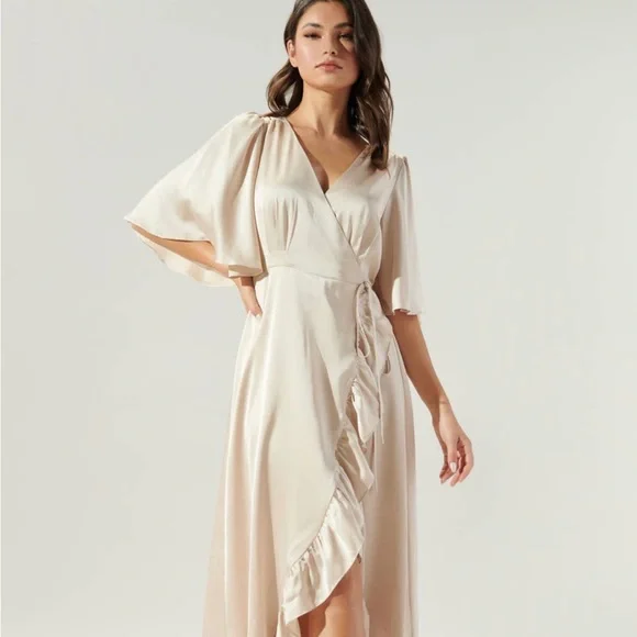 sachin and babi light blue dress The Most Stunning Champagne Bridesmaid Dresses in Every Style main image 1